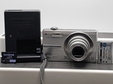 Olympus FE FE-370 8.0MP Digital Camera Silver w/ battery  Charger Mem WORKS 