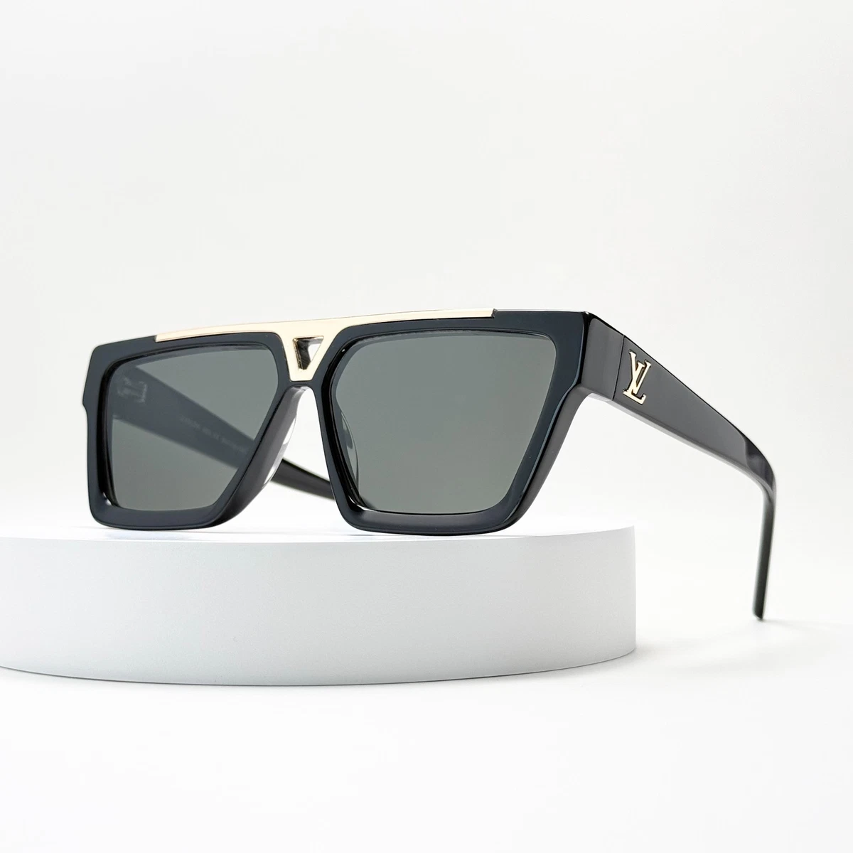 Louis Vuitton Square Sunglasses for Men for sale - eBay