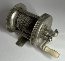 Vintage Antique HENDRYX No. 100 Fishing Reel