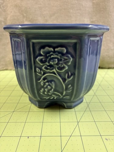 Haeger Pottery Planter, Vintage, Octagonal Shape W/Embossed Floral Design, VGC