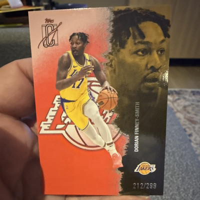 Topps Signature Class 2025-26 Dorian Finney-Smith Lakers #74 Parallel /299