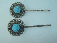 VINTAGE BLUE FLOWER METAL BOBBY PINS HAIR PINS UP DO HAIR ACCESSORY
