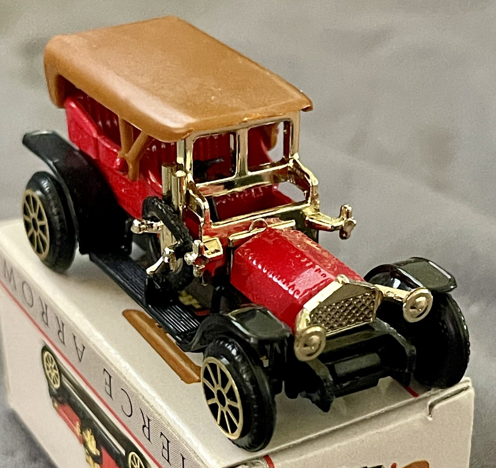 Picture 8 of 16