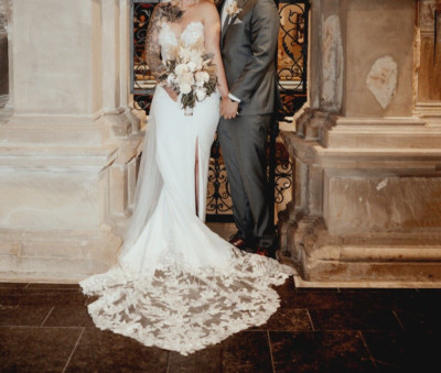   Brautkleid | Ryder blue by Enzoani  | Farbe: ivory | 44 (fällt kl. aus) 
