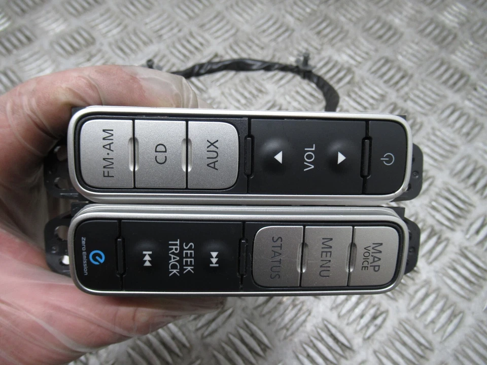 2013 NISSAN LEAF ACENTA ELECTRIC MK1 RADIO SWITCHES ASSEMBLY REF3829 - Image 4 of 4