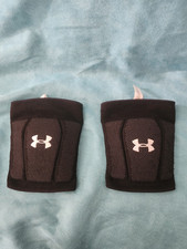 Under Armour Black all Sports/vollyball Knee pads L LARGE LG YOUTH unisex $30