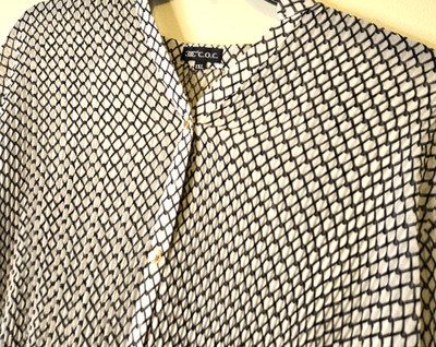 C.O.C. Blouse Women's Sz 1XL Long Flair Slv Sheer Stretchy Smocked Top Button Up