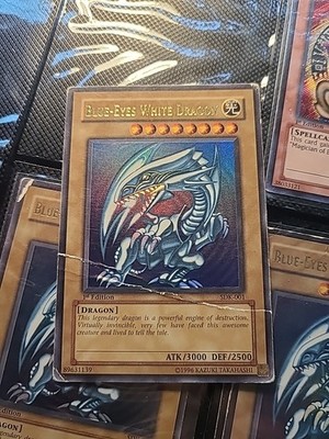 Yu-Gi-Oh! 2002 Blue-Eyes White Dragon SDK-001 1st Edition Ultra Rare 