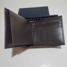 Men's billfold RFID Protection Leather,Tommy Hilfiger Wallet , New In Box