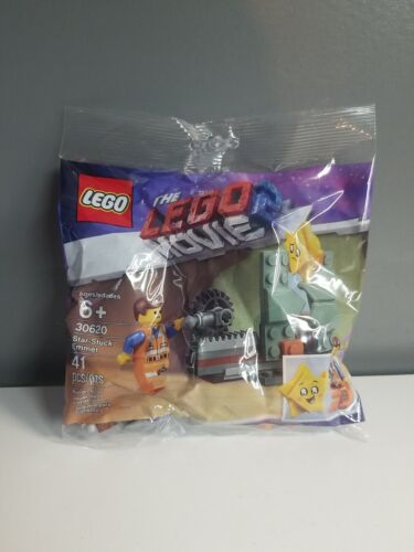 Lego Movie 2 Emmet Minifigure Set New #30620, Exclusive Star (Struck), Retired  - Picture 1 of 9