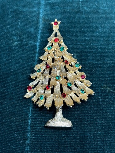 Weiss Gold Colored Christmas Tree Brooch