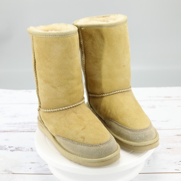 Southern Habitat Ugg Boots Women’s Sheep Fur Lined Beige AU 5.5 Unworn