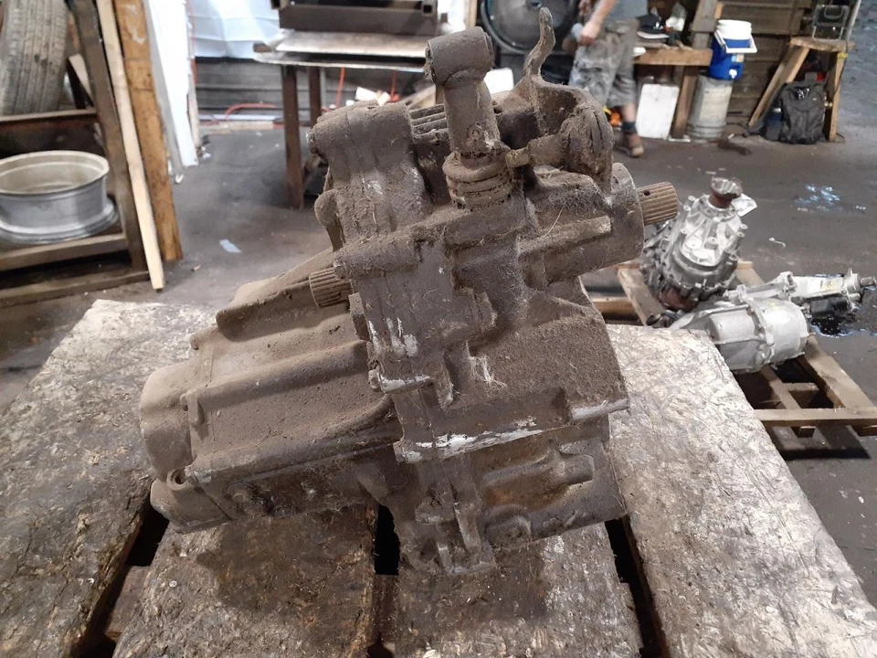 Manual Transmission 4 Speed Fits 91-96 TERCEL 2133105 - Image 4 of 4