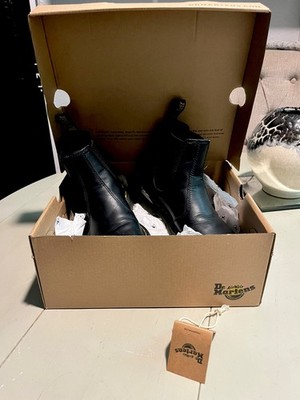 Doc Martens Smooth Leather Black Boots style 2976 Sz 7/38 Slip Ons  Dr.  Martens