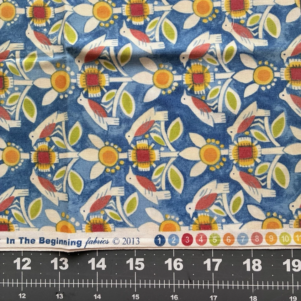 1/2 yarda - Mooshka de Julie Paschkis para In the Beginning Doves Birds 19"X44" Foto 2 de 4