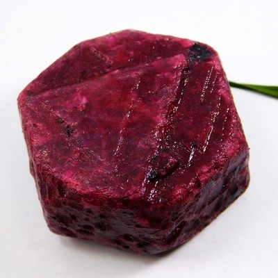 Natürlicher Star Ruby Rohes Loses Edelstein 206,80 Ct IGL-zertifiziert