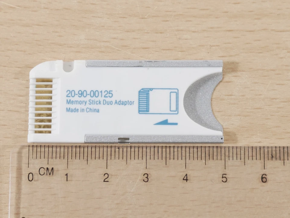 SanDisk Memory Stick Duo Adapter Card for Sony Cyber-Shot Cameras - Image 2 of 3