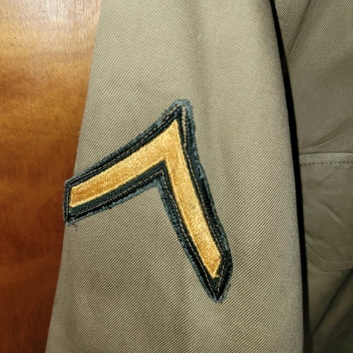 Vietnam Era Khaki ARMY Shirt w/Patches USA Soldier Uniform 1960’s 15x31 Pressed - Picture 2 of 7