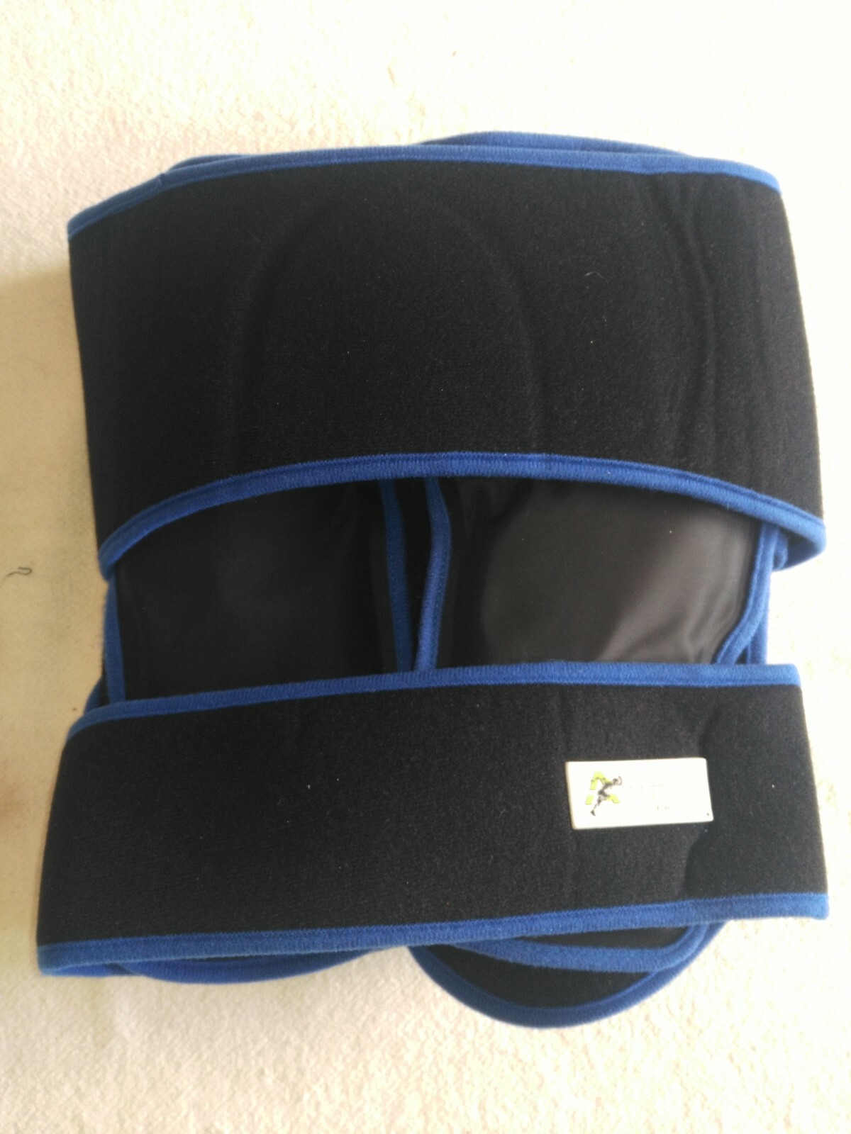 Attelle d epaule premium en tissu tricoté 3D thermo-régulateur gris et bleu