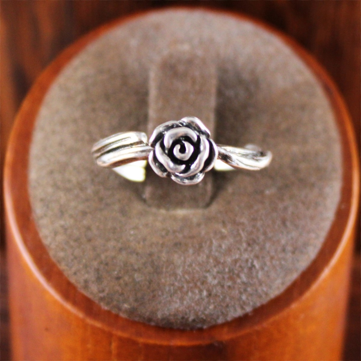 PZ ISRAEL ROSE BLOSSOM with Rose Stem Band Ring Sterling Silver