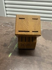 Cutco countertop knife block, model #1759-style 8 Slot Style Oak Wood