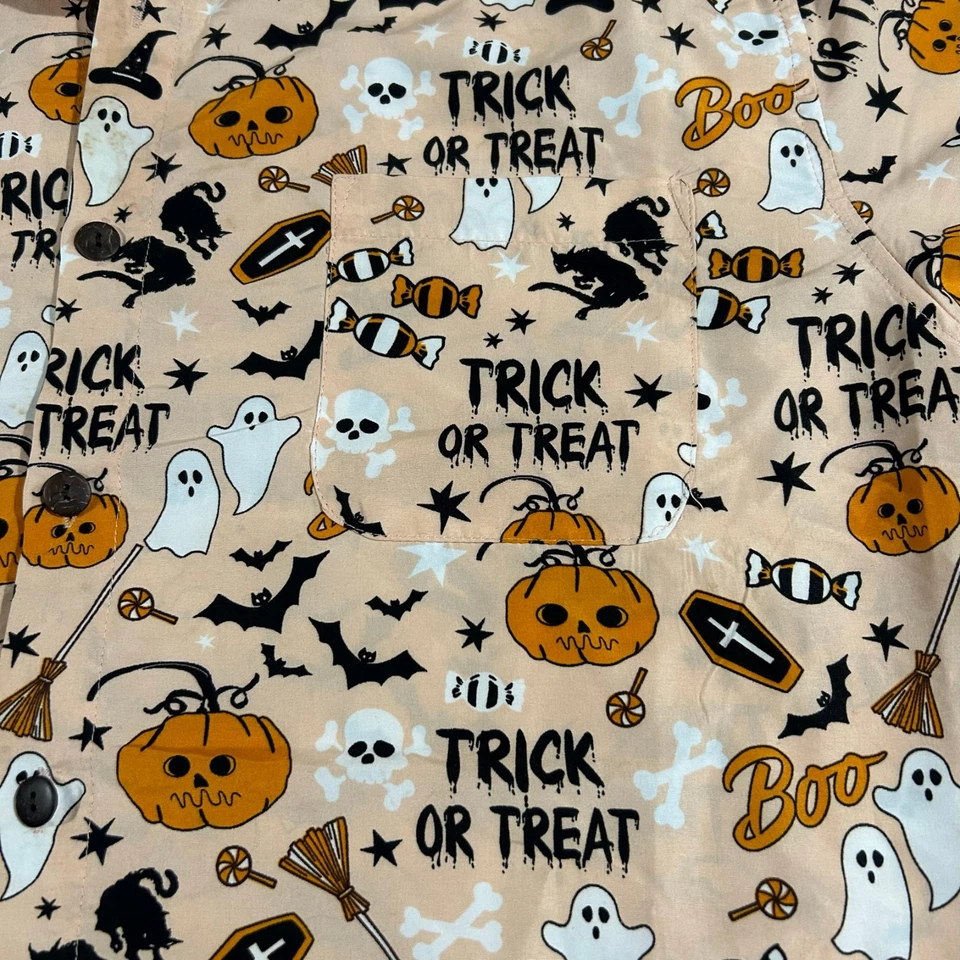 Lowes Halloween Trick or Treat Limited Edition  Button up Shirt  Size L - Image 2 of 4