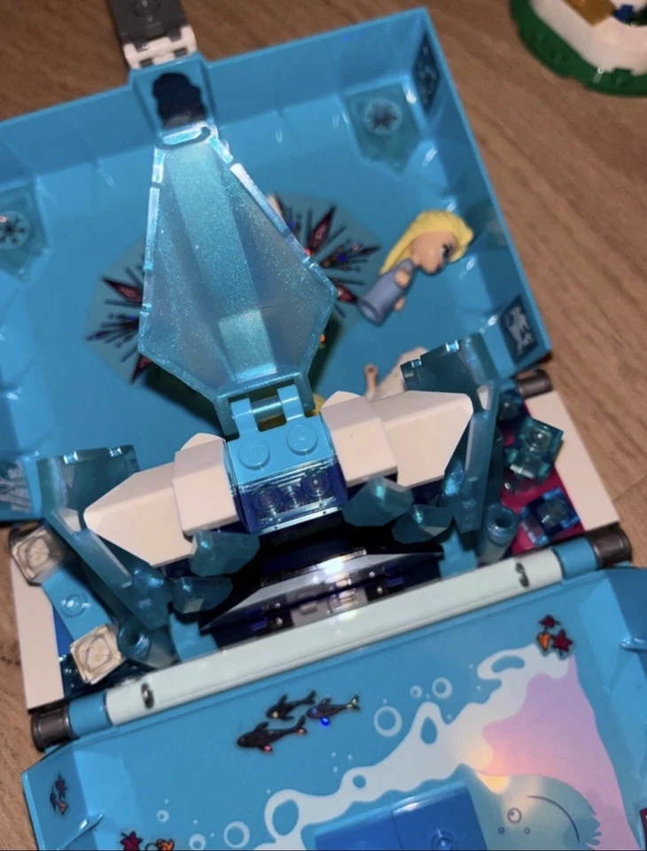 Lego Disney 41053 Le Carrosse Enchanté de Cendrillon complet + 43189 - Photo 4/4