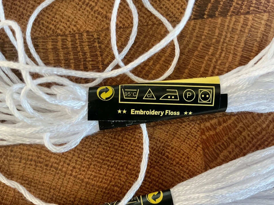 Embroidery Floss White Cotton Sewing Bundle x 5 B5200 - Image 3 of 3