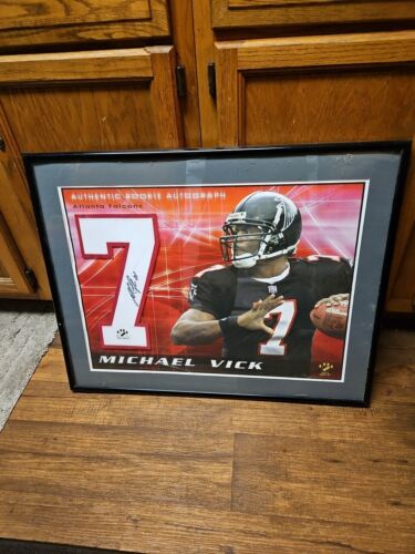 Atlanta Falcons Michael Vick Auto Signed Football Jersey Number 7 Verigraph 2001 - Picture 1 of 12