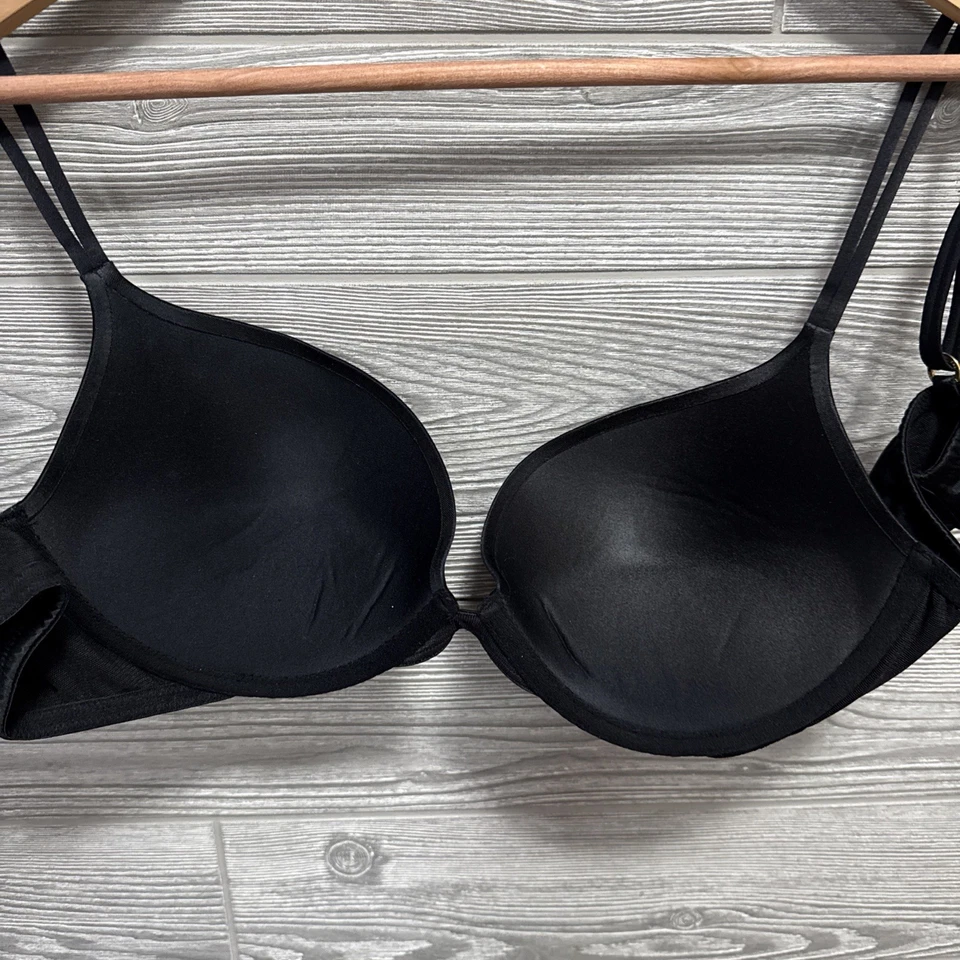 Sutiã Victoria's Secret 38C preto muito sexy push up com fio dourado hardware - Imagem 3 de 4