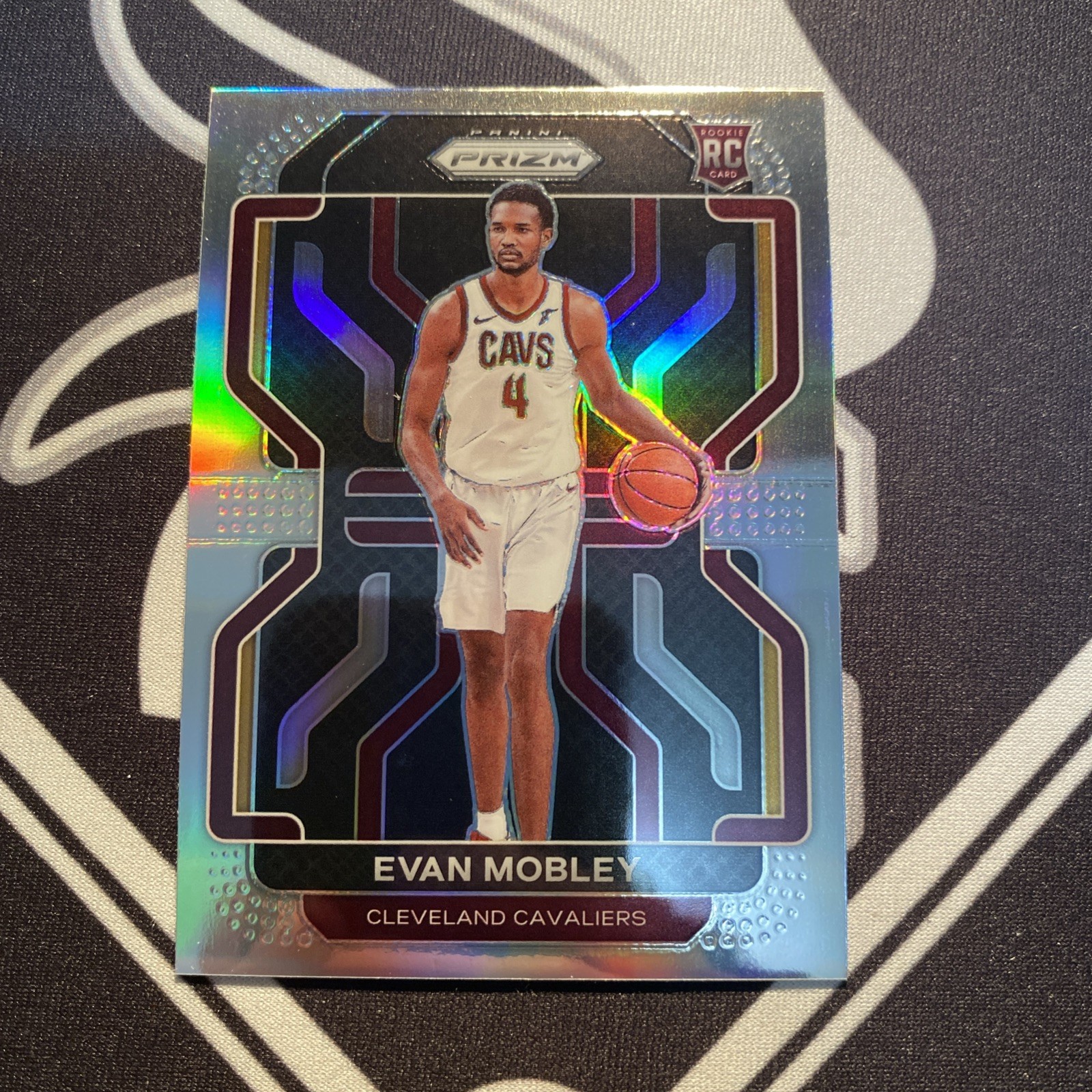 2021-22 Panini Prizm Silver Prizm Evan Mobley #325 e1e