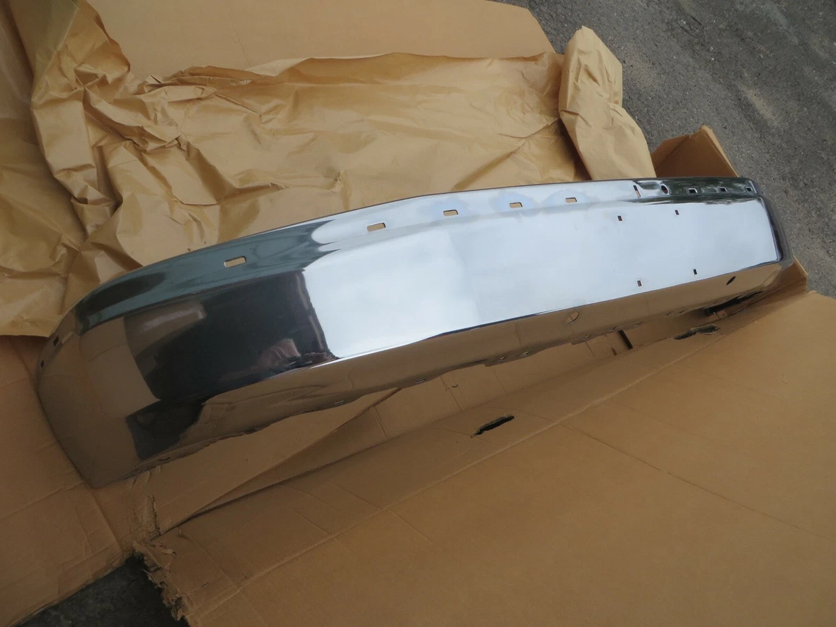 SAVANA EXPRESS OEM # 12335714 # 19303361 Genuine GM new Front 