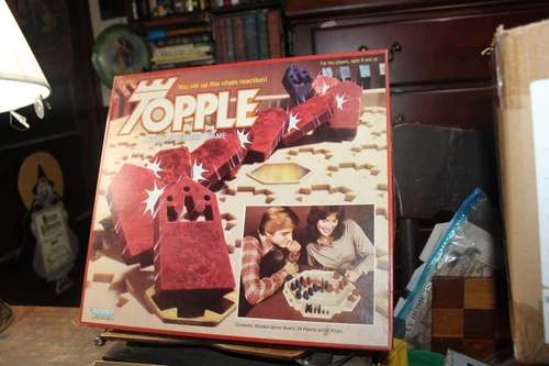 Vintage Kenner Topple 1979 Strategy Board Game