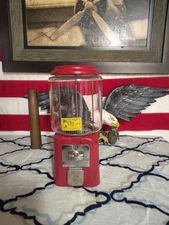 Antique Oak Acorn 11 lb Round Glass Globe Gumball Candy Nut vending machine