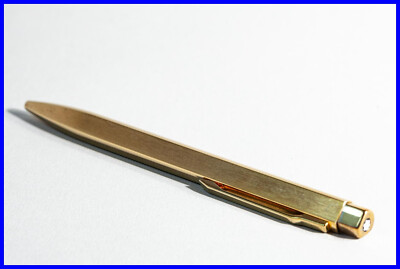 1990s beautiful Montblanc LEONARDO N° 20220 Ball Point Pen in GOLD