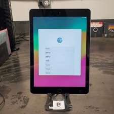 Apple iPad 6th Gen. A1893 128GB Space Gray WIFI 9.7" Battery 98 Scratches 81