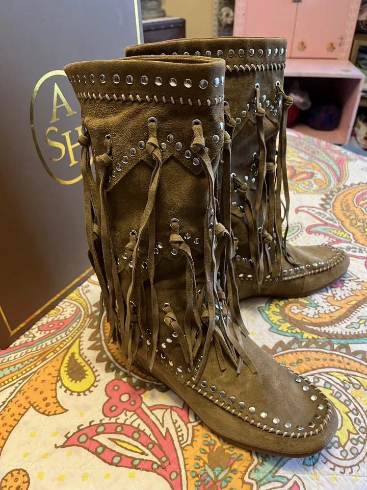 BOTAS HIPPIE-RETRO-BOHO NUEVAS $355 ASH "Shilo" botas de gamuza con tachuelas y flecos Foto 2 de 4