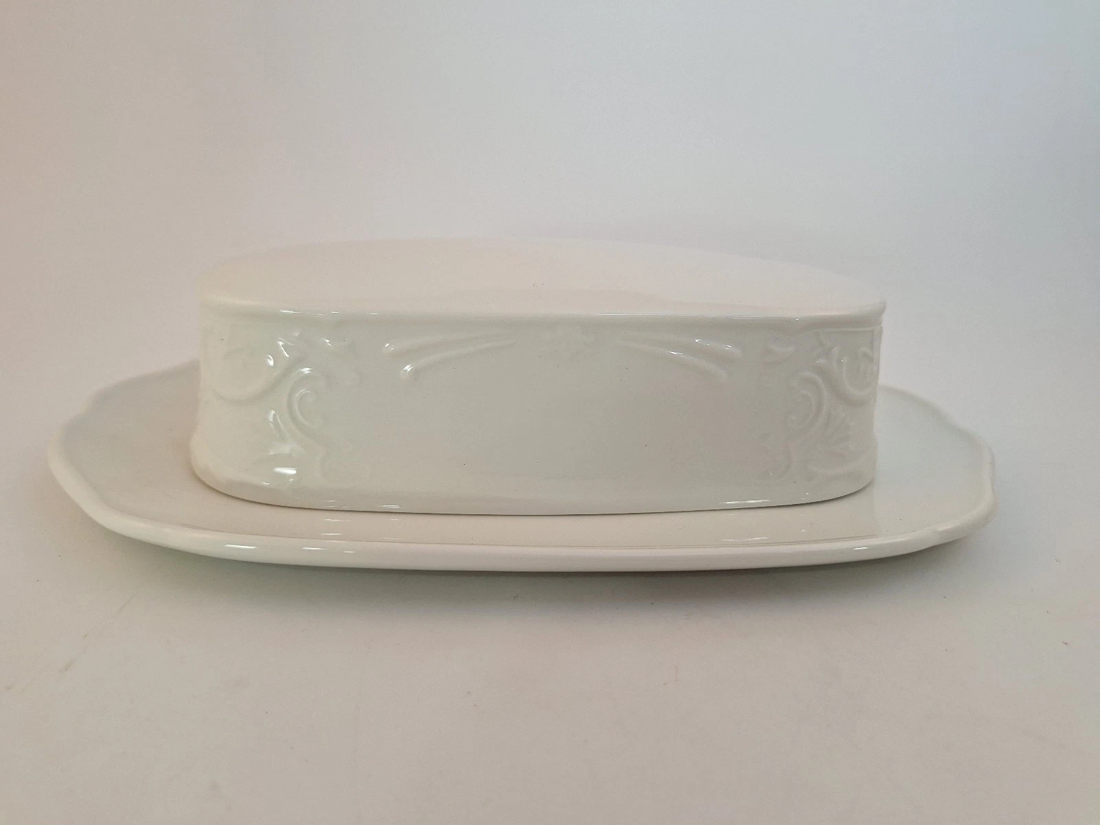 Johnson Brothers Richmond White Covered Butter Dish - Made in England