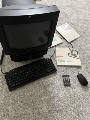 1993 Apple Macintosh TV (Rare, great cosmetic shape) includes