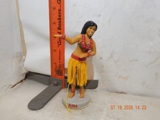 Dashboard Hula Girl-Aloha on base , bobblehips Accoutrements 2004-self stick