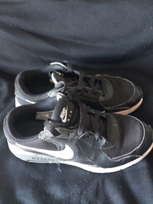 Nike Air Max Low Black/White sz 4.5 youth 