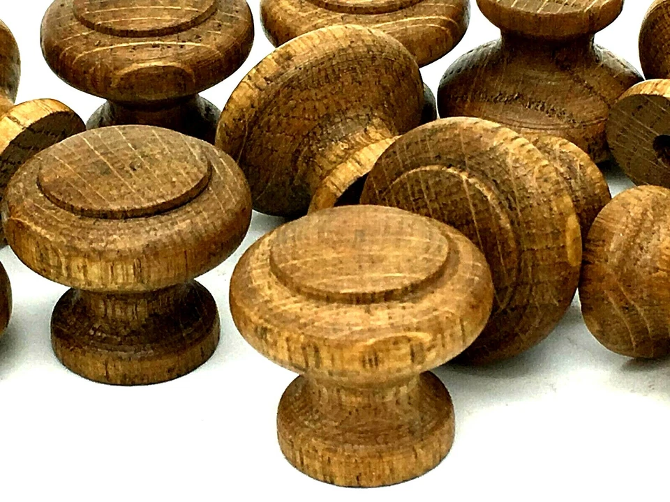 20 x ANTIQUE OAK KNOBS 30mm wooden cupboard door cabinet drawer wood knob (194) - Image 2 of 4