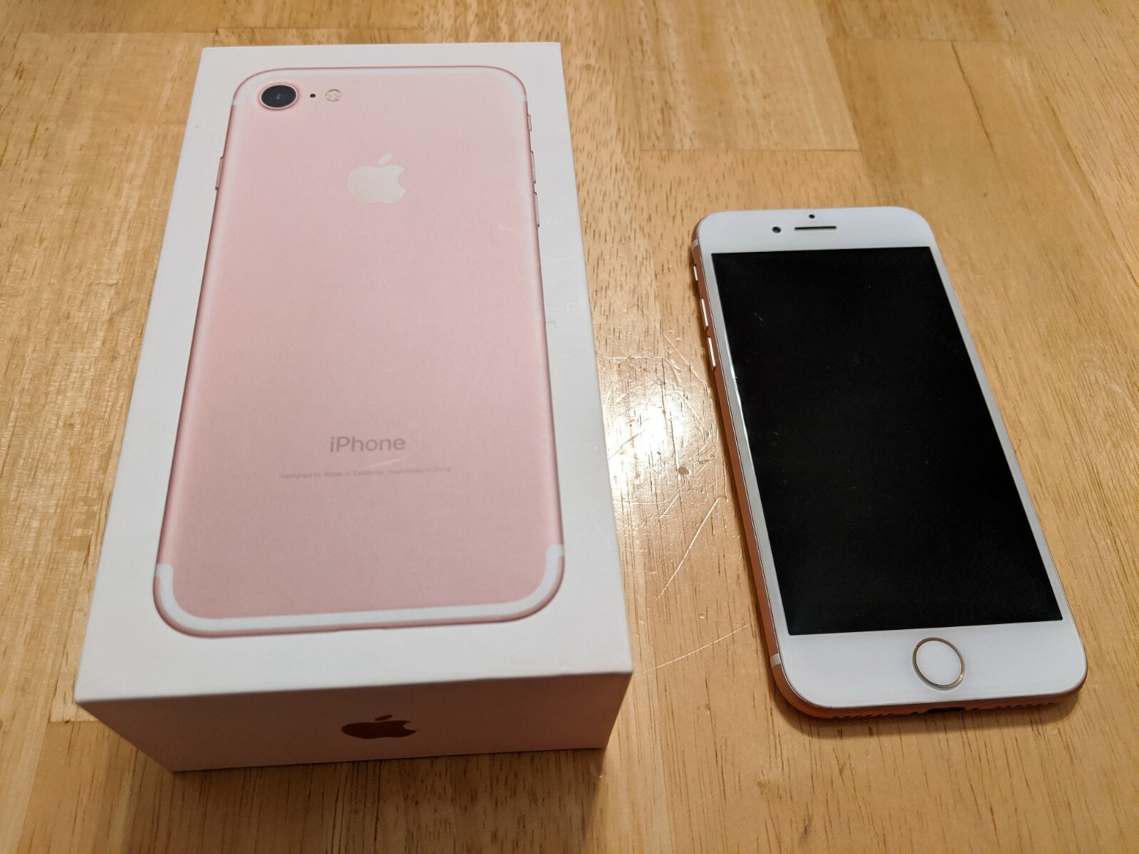 おしゃれ Iphone 7 ローズゴールド 32gb 売り尽くしセール