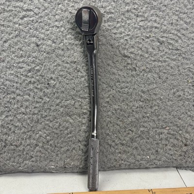 VINTAGE Ratchet STANLEY TOOLS 3/8 DR. FLEX BENT-HANDLE RATCHET 86-201 Used