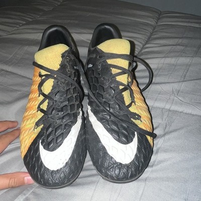 Nike Hypervenom Phantom 3 SG ELITE AC 'Lock in. Let loose. 