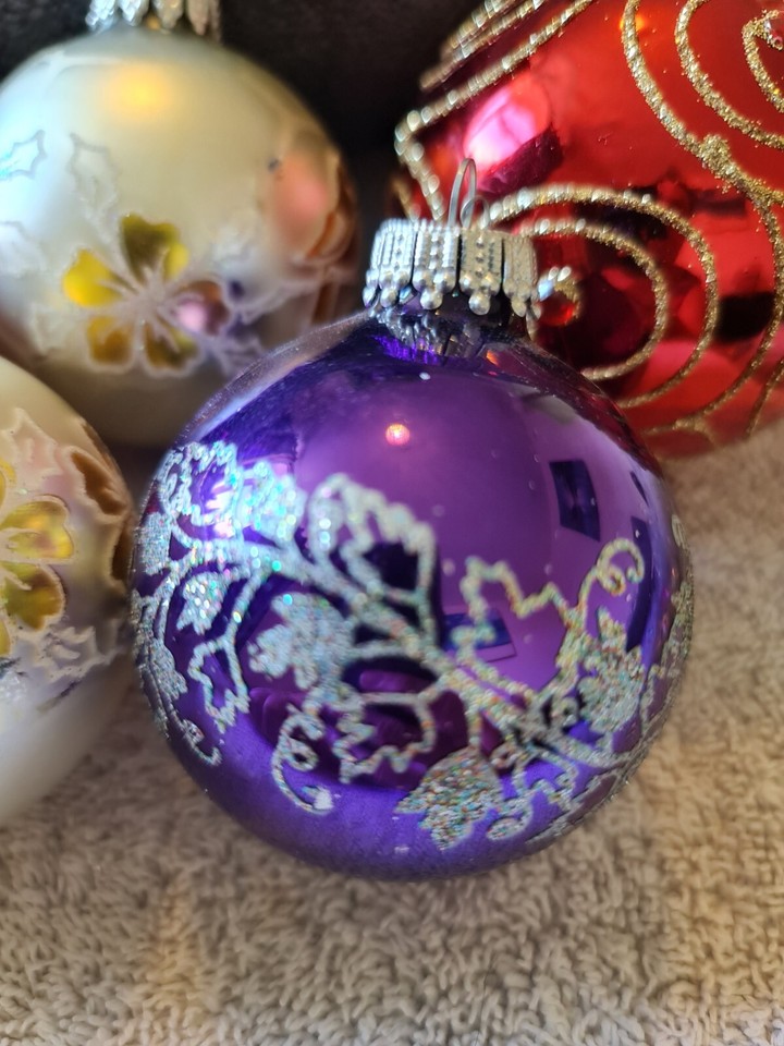 8 Vintage Christmas Tree Baubles eBay