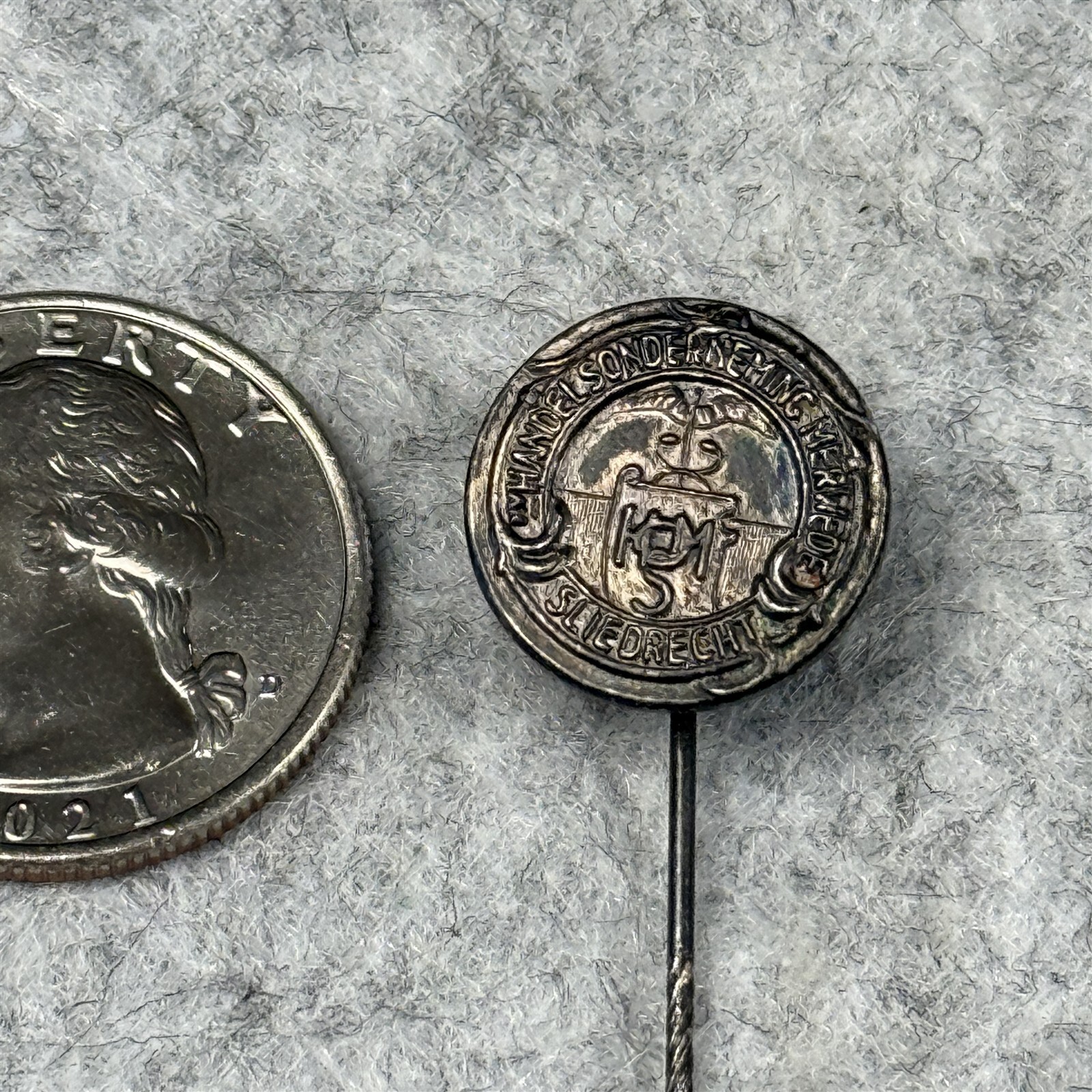 Picture 2 of 4