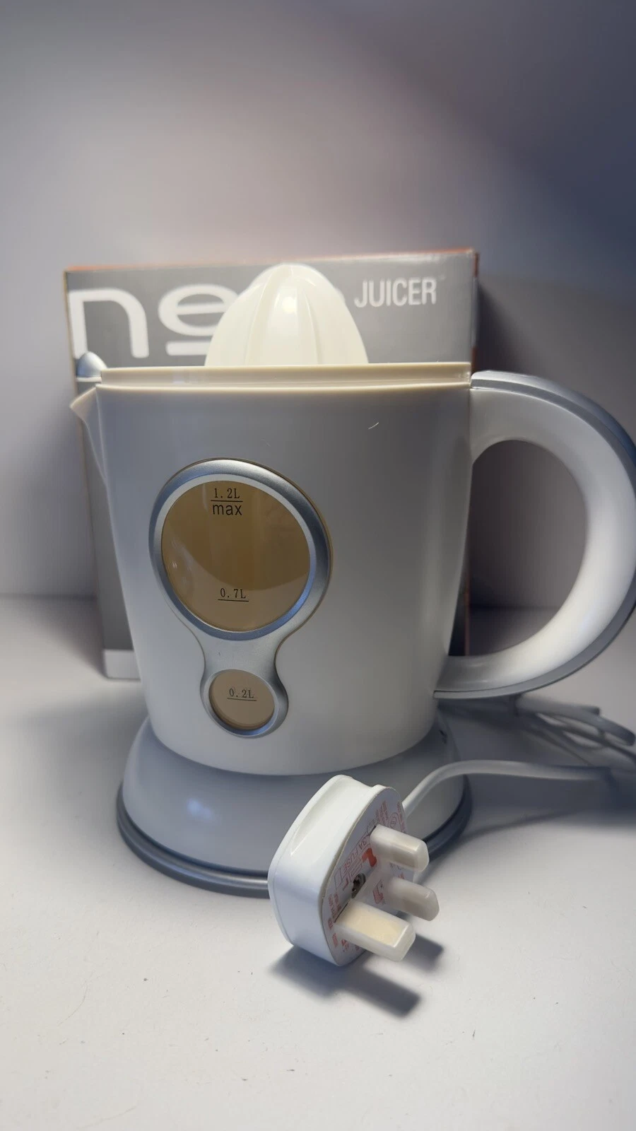 Neo Electric Citrus Fruit Juicer 1.2 Litre Capacity Boxed Unused