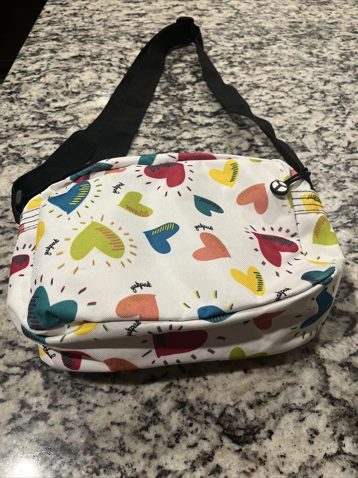 Lindo Bolso Bandolera Cartera Multicolor Corazones Sobre Blanco Yak Pak Foto 2 de 3