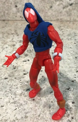 Juguete Biz Spider-Man Clásicos *ARAÑA ESCARLATA con SOPORTE DE EXHIBICIÓN* Juguetes KB completos - Imagen 3 de 9